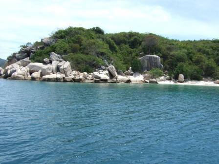 Vé máy bay Cam Ranh Hà Nội 2 chiều - Vịnh Vân Phong Vé máy bay Cam Ranh Hà Nội 2 chiều - Vịnh Vân Phong