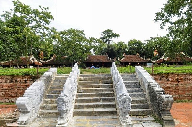 Đại lý bán vé máy bay Thanh Hóa Sài Gòn của Vietnam Airlines - Di tích Lam Kinh