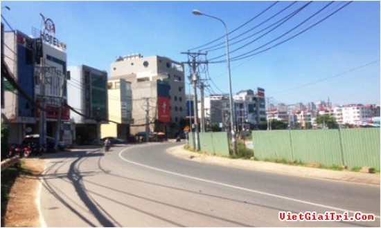  Đại lý máy bay Đường Trần Não Quận 2
