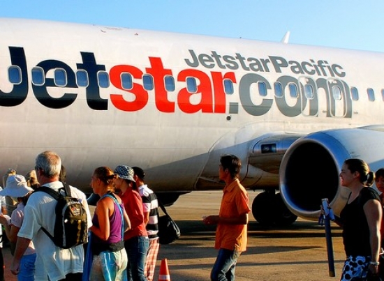  Jetstar bán vé máy bay giá rẻ số lượng khủng